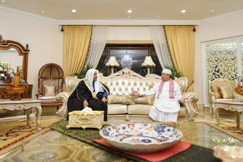 Hon Dato' Seri Dr. Ahmad Hamidi, Malaysian Dpty PM receives at his Kuala Lumpur residence HE Dr. Muhammad Alissa, MWL SG, who will attend tomorrow's International Conference