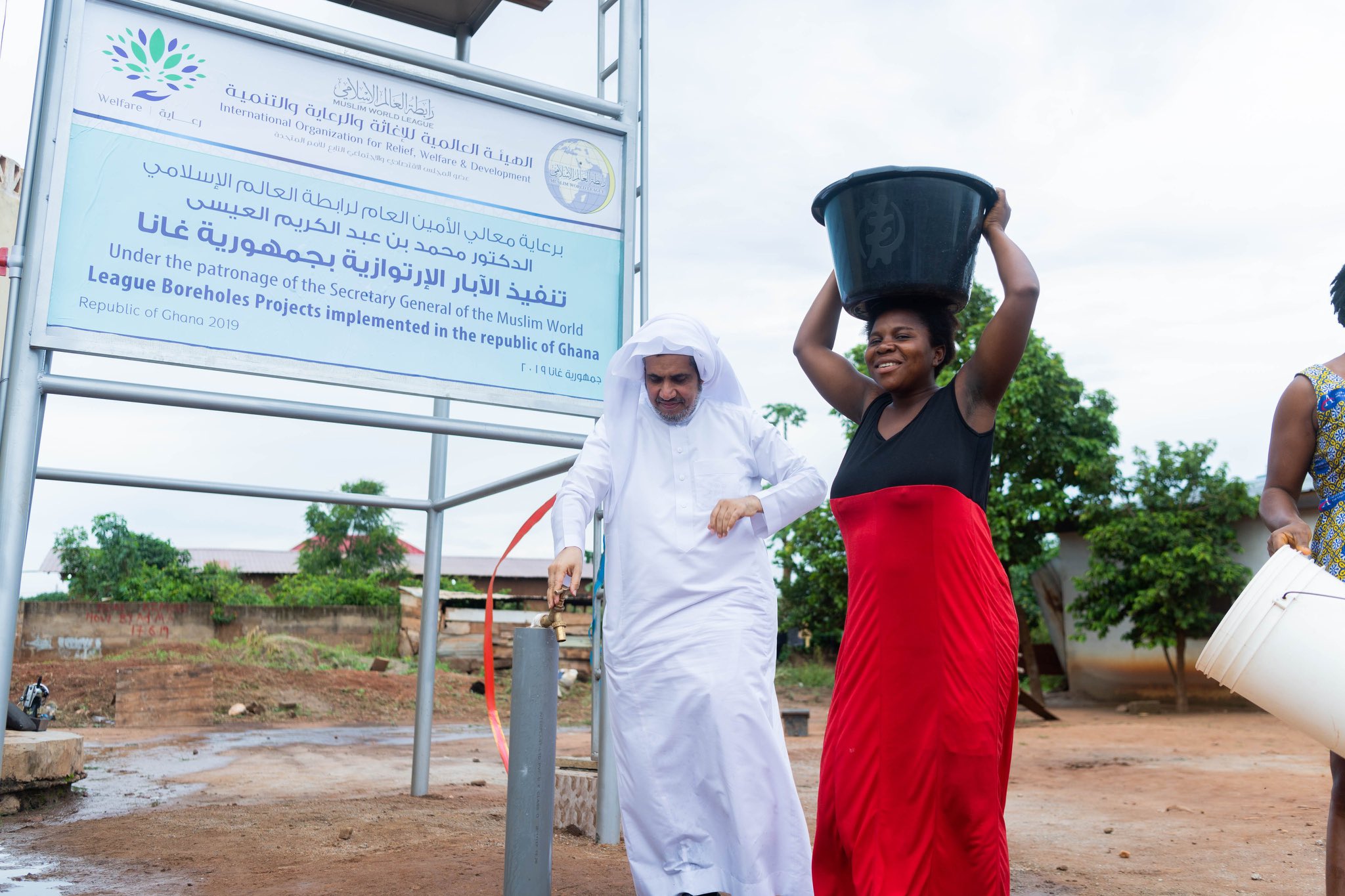 L'année dernière, la LIM a creusé des milliers de puits au Ghana . L'accès à l'eau potable est un droit humain et contribue de manière significative à réduire la pauvreté des populations vulnérables. solidarité