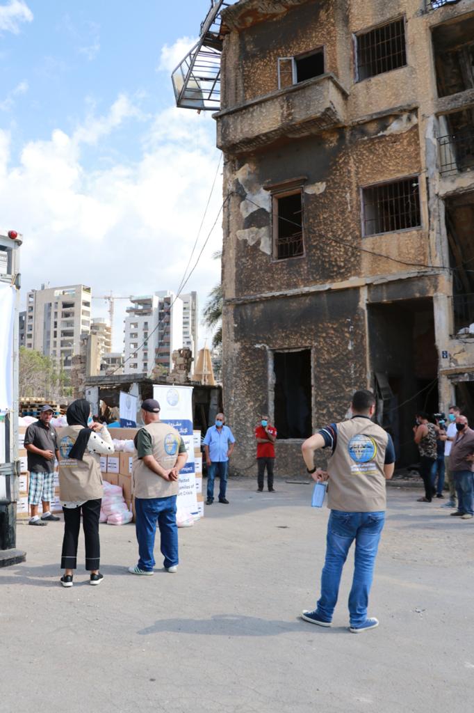 Cette semaine, la LIM a initié la première phase de son plan de secours au Liban, par une distribution de paniers repas, aux personnes touchées par l’explosion du Port Beyrouth.