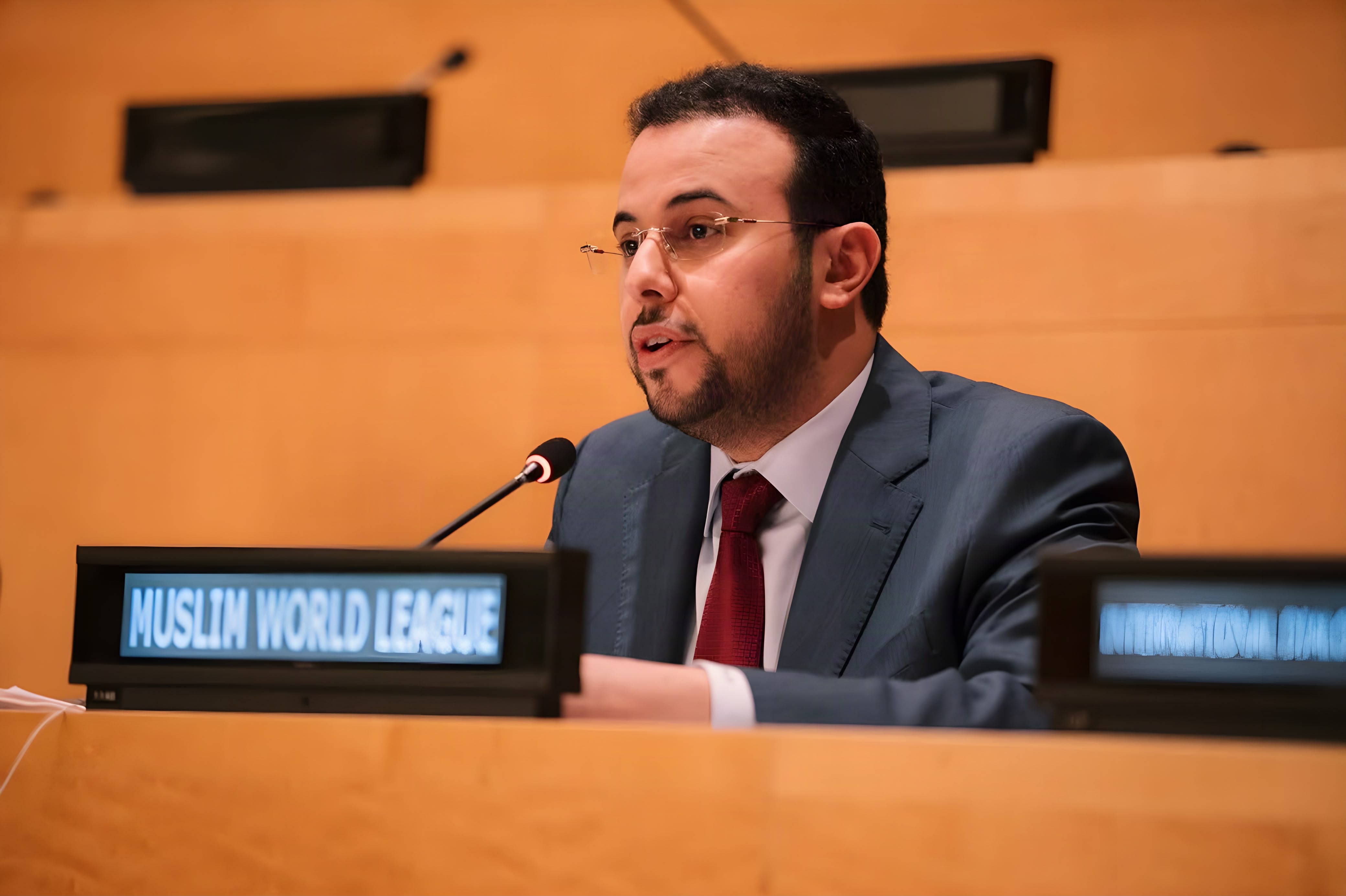 مساعد الأمين العام للاتصال والتعاوُن الدولي برابطة العالم الإسلامي يشارك في الاجتماع السنويّ رفيع المُستوى لمجموعة أصدقاء تحالُف الأُمَم المُتّحدة للحضارات