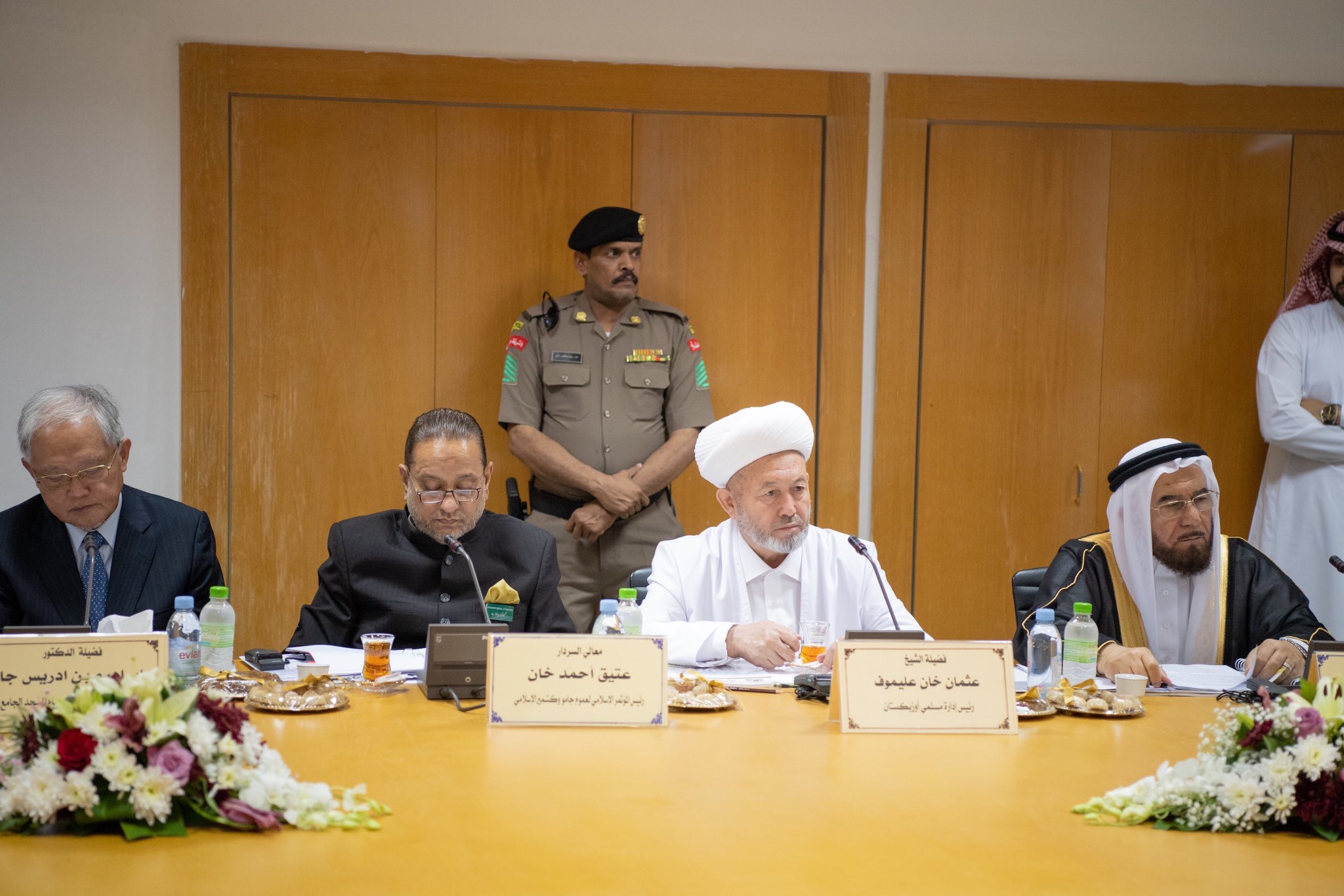 His Eminence the Grand Mufti of the Kingdom of Saudi Arabia chaired the 43rd session of the Supreme Council of the Muslim World League in Makka