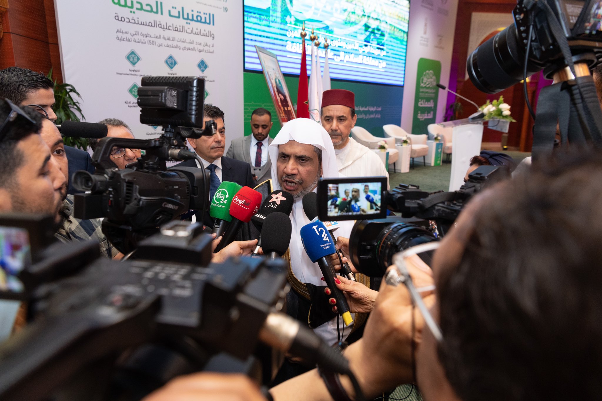 معالي الأمين العام الشيخ د. محمد العيسى‬⁩ يعلن من منظمة الايسيسكو‬⁩ استكمال متطلبات الانطلاقة الأولى للنُّسخ المتجولة حول العالم لمتاحف السيرة النبوية والحضارة الإسلامية،"