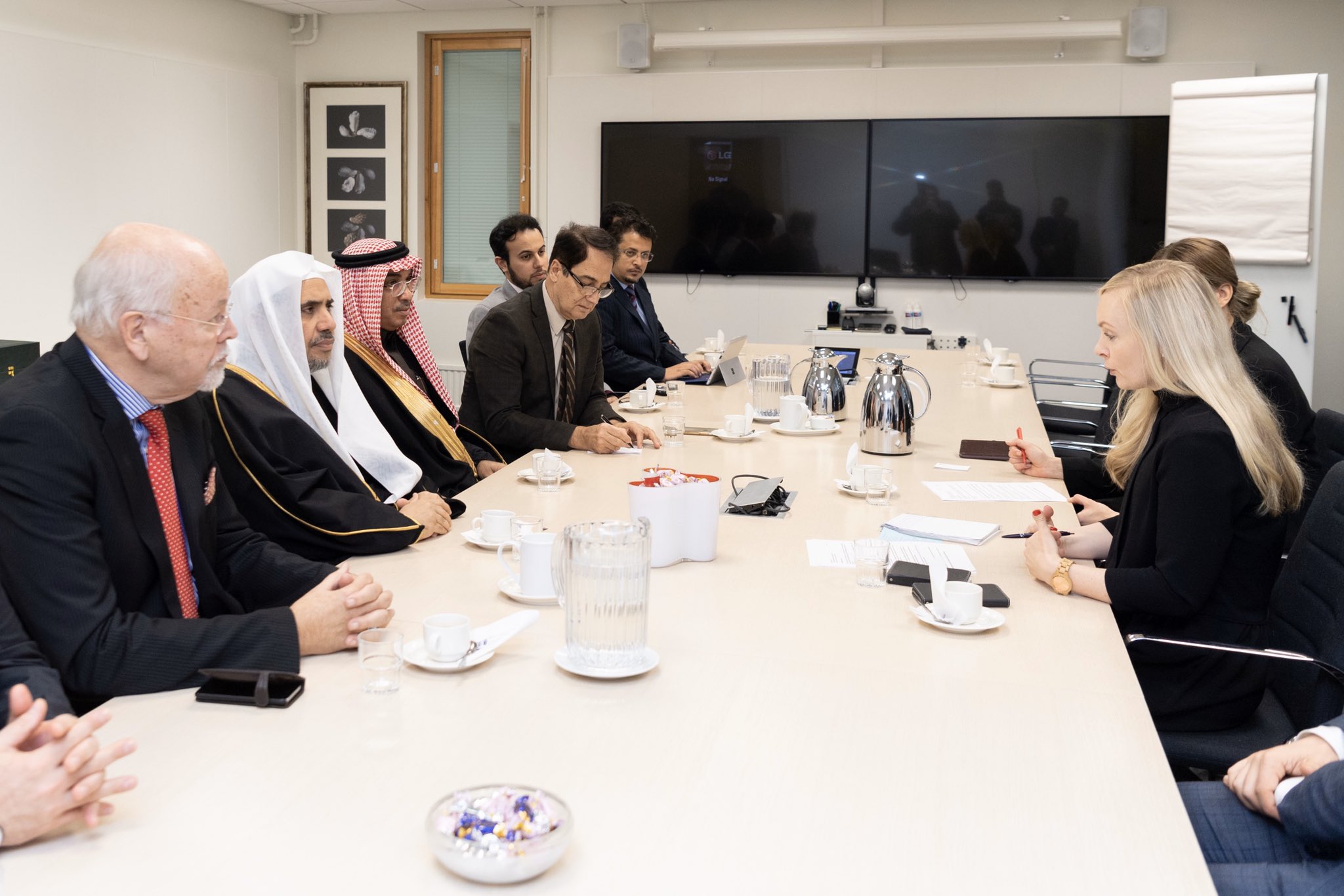 Dans la capitale Helsinki, la Ministre finlandaise de l’intérieur rencontre Mohammad Alissa pour un dialogue général sur l’intégration nationale positive dans les pays à diversité religieuse, culturelle et ethnique.