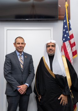  HE Dr. Mohammad Alissa met with Rep John Curtis to discuss the ways to build bridges and foster greater understanding among religious communities in the US and around the world