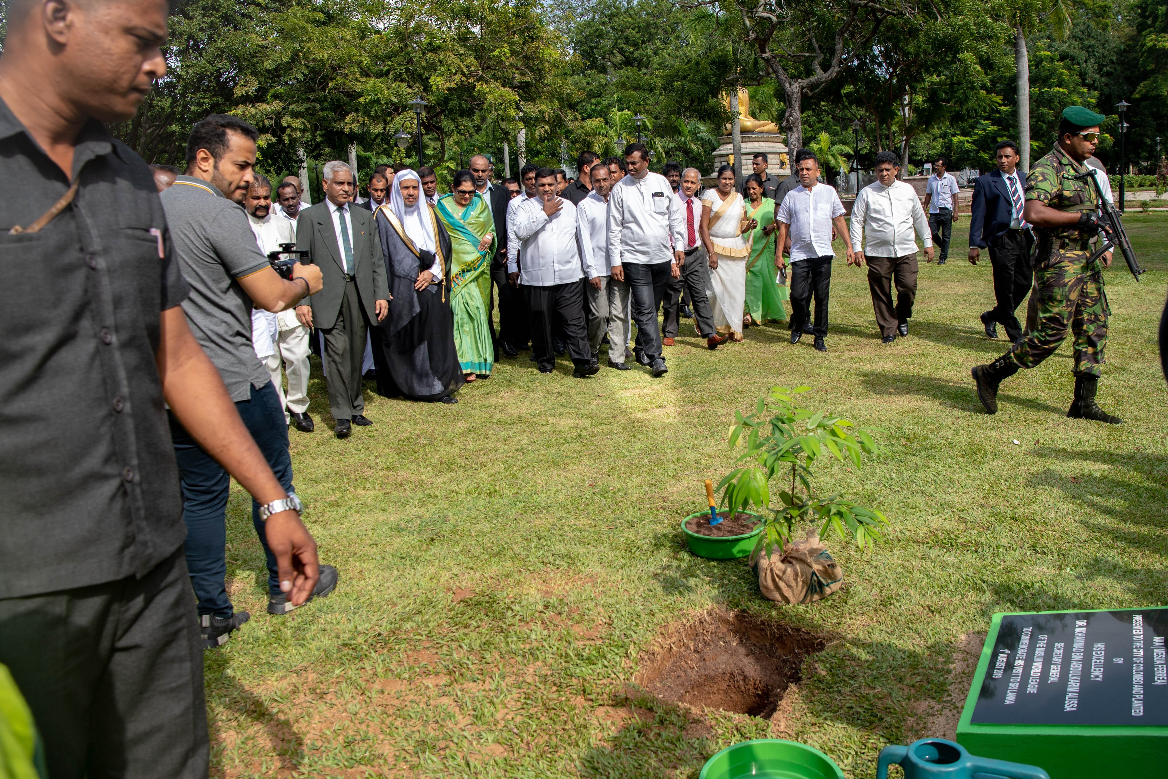 Support for the environment is necessary for a healthier and more peaceful world