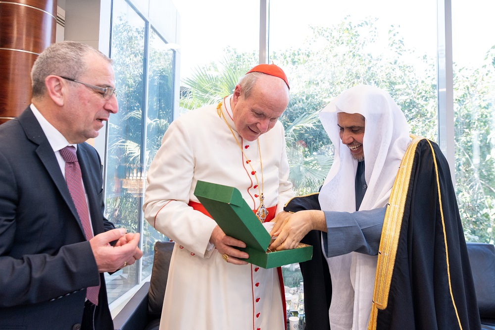 Il visite Riyad sur invitation de la LIM: Mohammad Alissa célèbre l’invité de la LIM l’Archevêque de Vienne Christophe Schönborn