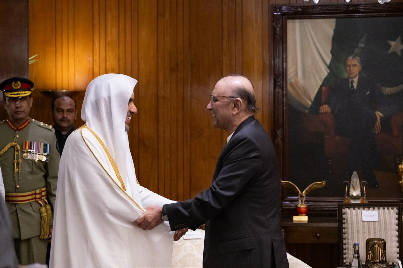 الرئيس الباكستاني ورئيس الوزراء يستقبلان الأمين العام لرابطة العالم الإسلامي