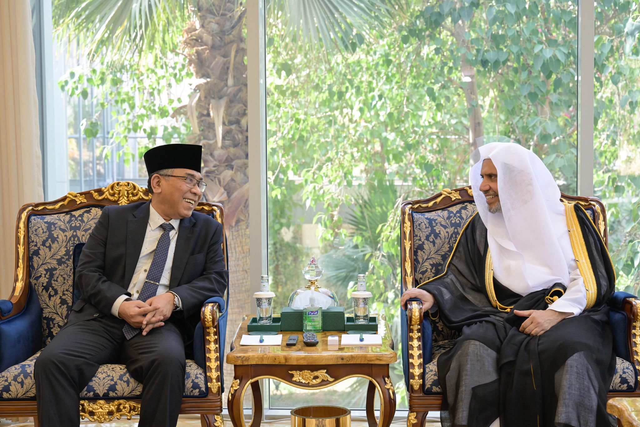 Earlier today at his office, H.E. Sheikh Dr. Mohammed Alissa, Secretary-General of the Muslim World League (MWL) and Chairman of the Organization of Muslim Scholars, met with H.E. Sheikh Dr. Yahya Cholil Staquf