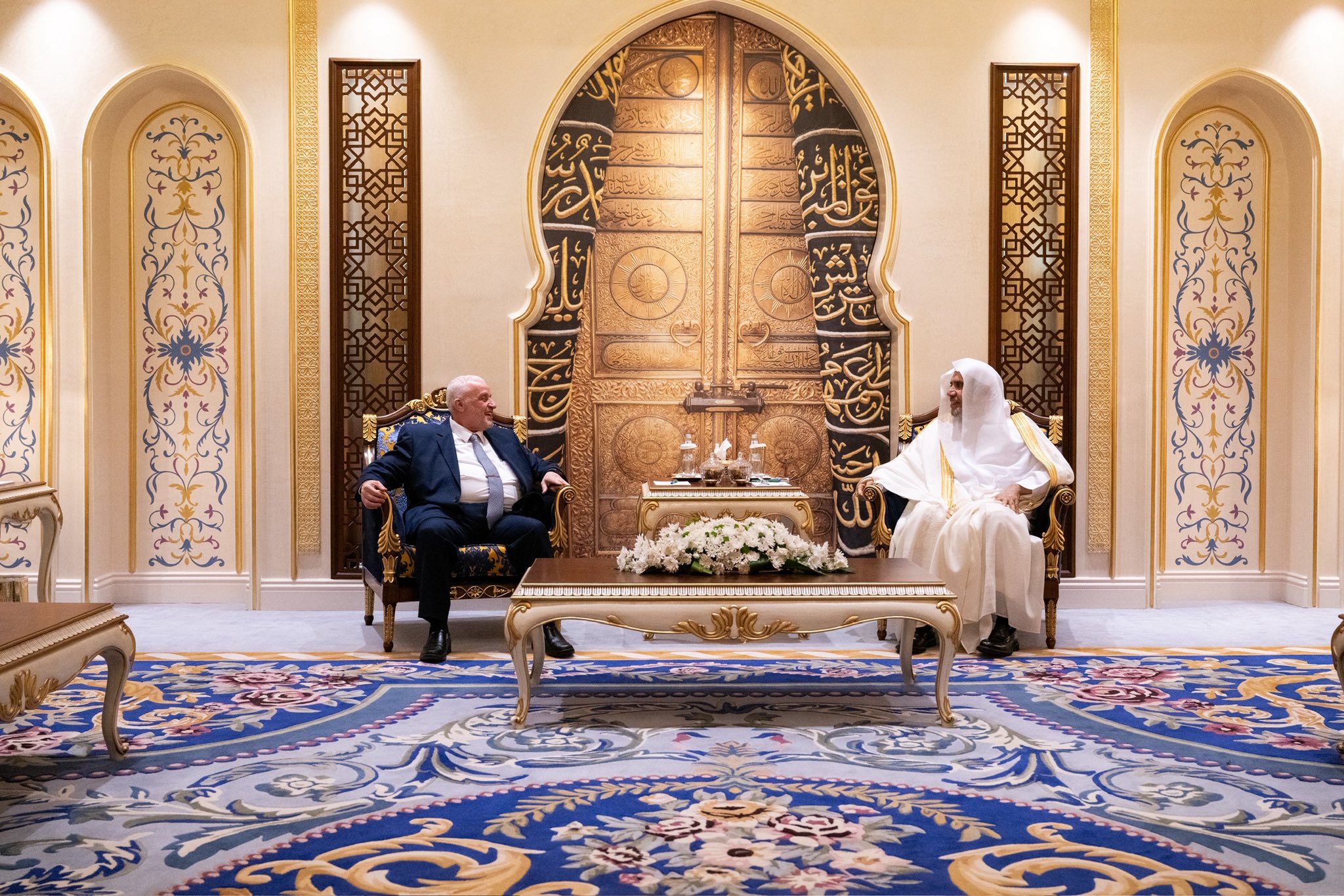 H.E. Sheikh Dr. Mohammed Al-Issa met with H.E. Sheikh Dr. Mohammad Abu Al-Khair Shukri, the Minister of Awqaf of the Syrian Arab Republic.
