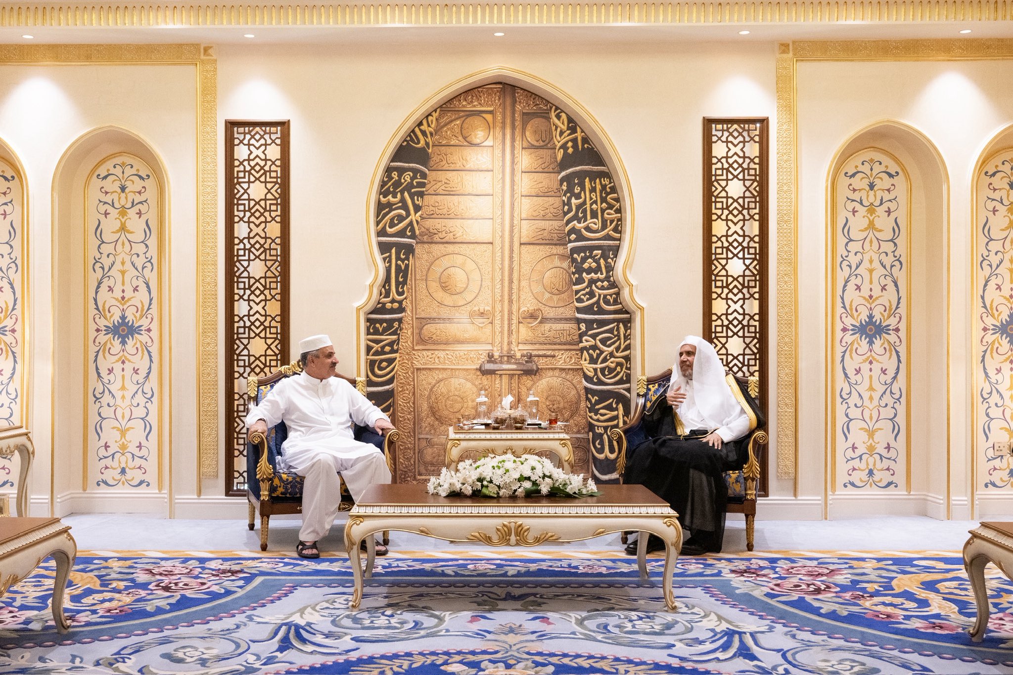 H.E. Sheikh Dr. Mohammed Alissa, Secretary-General of the Muslim World League (MWL) and Chairman of the Organization of Muslim Scholars, received H.E. Judge Yahya Afridi, Chief Justice of the Supreme Court of the Islamic Republic of Pakistan.
