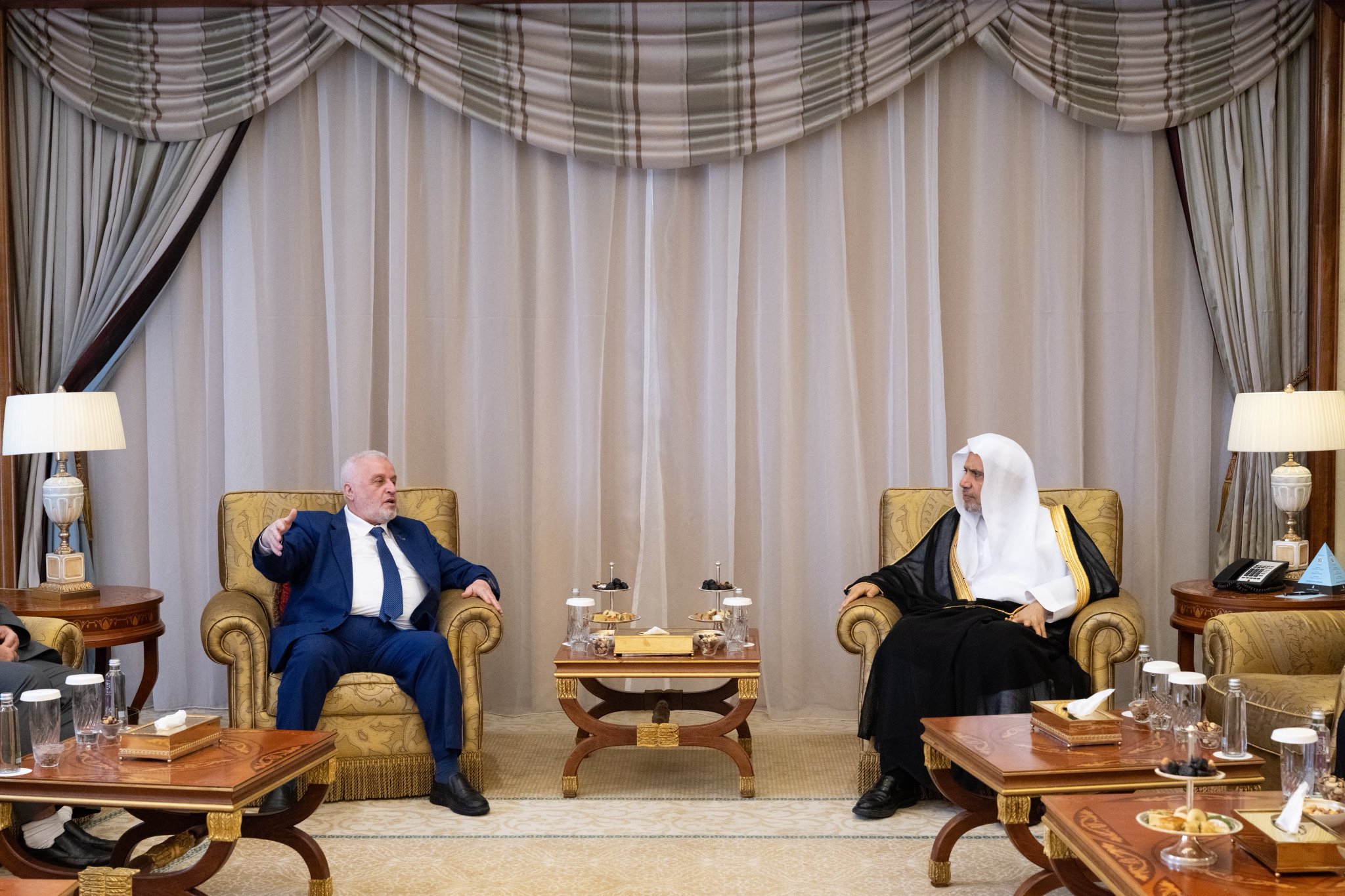 H.E. Sheikh Dr. Mohammed Al-Issa, Secretary-General of the Muslim World League (MWL) and Chairman of the Organization of Muslim Scholars, met with H.E. Dr. Mohammad Abu Al-Khair Shukri, the Syrian Minister of Endowments