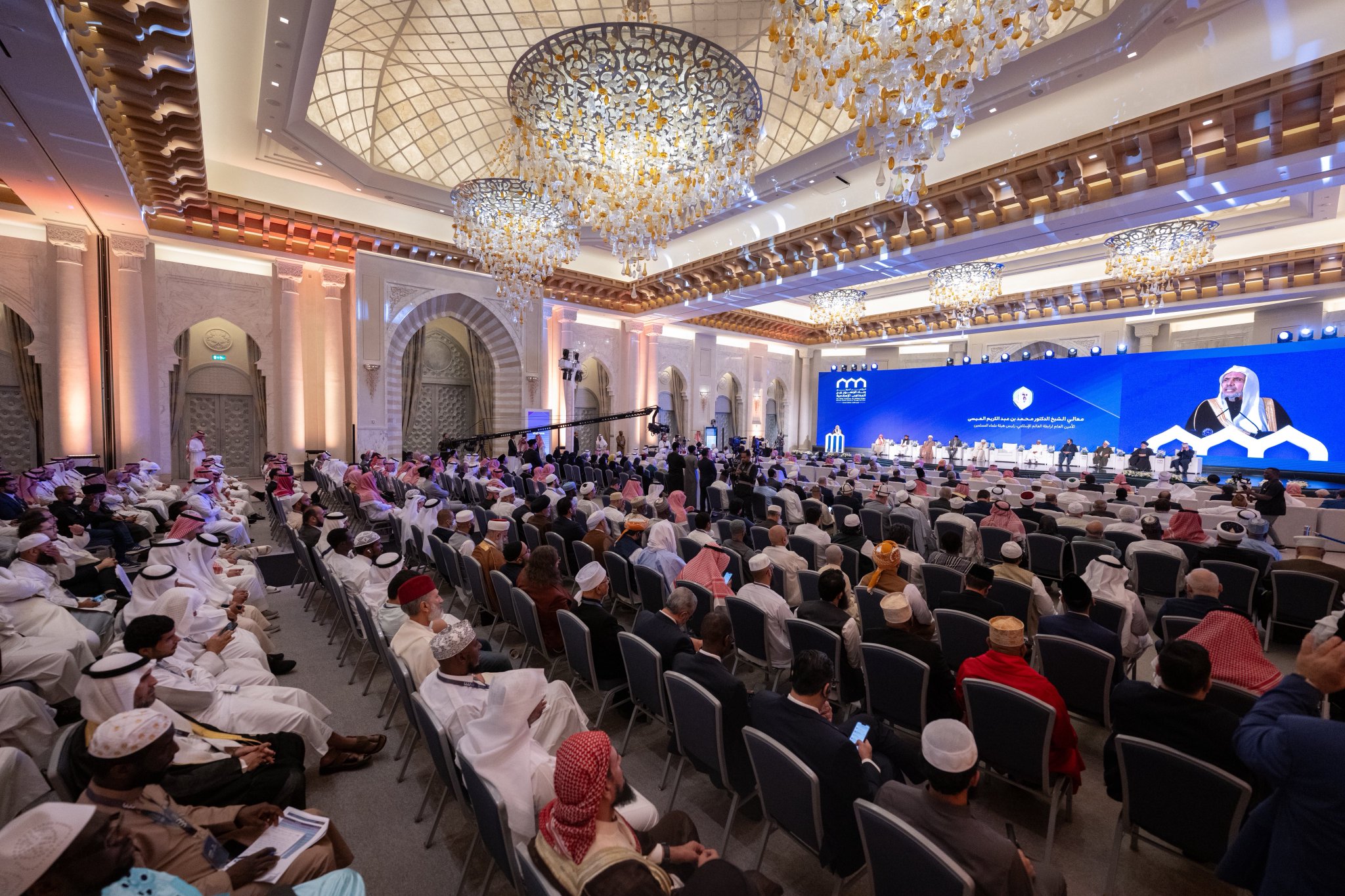 The Muslim World League continues its efforts to strengthen the unity of the Islamic Ummah, reject the causes of division and discord, and promote the values of respect and mutual understanding among the various Islamic schools of thought