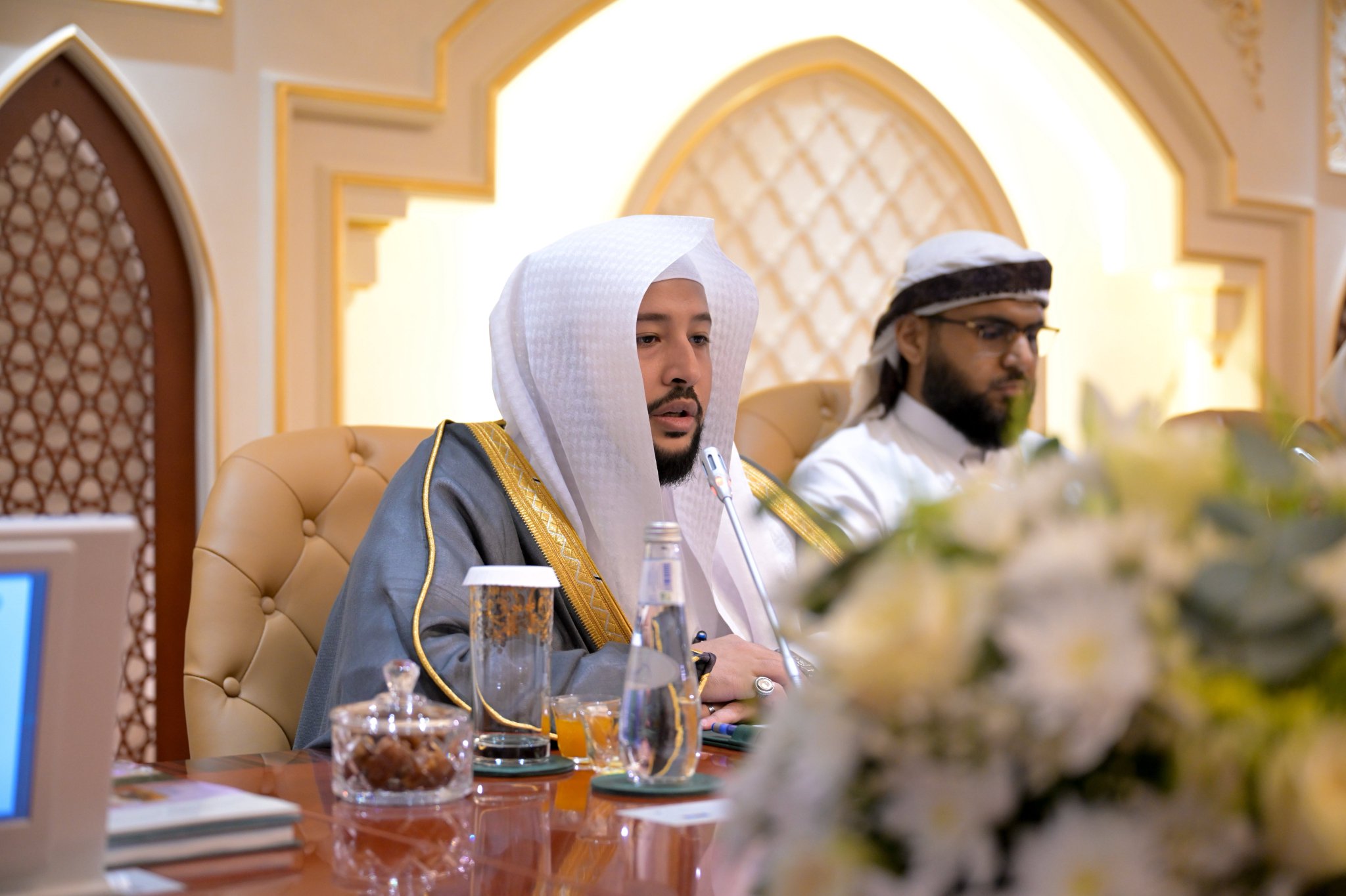 Photos from the inauguration by H.E. Sheikh Dr. Mohammed Al-Issa, at the MWL’s headquarters in Makkah, of the book Atlas of the Ten Qur’anic Reciters and Their Transmitters, in the presence of the author, Sheikh Sami Al-Maghlouth