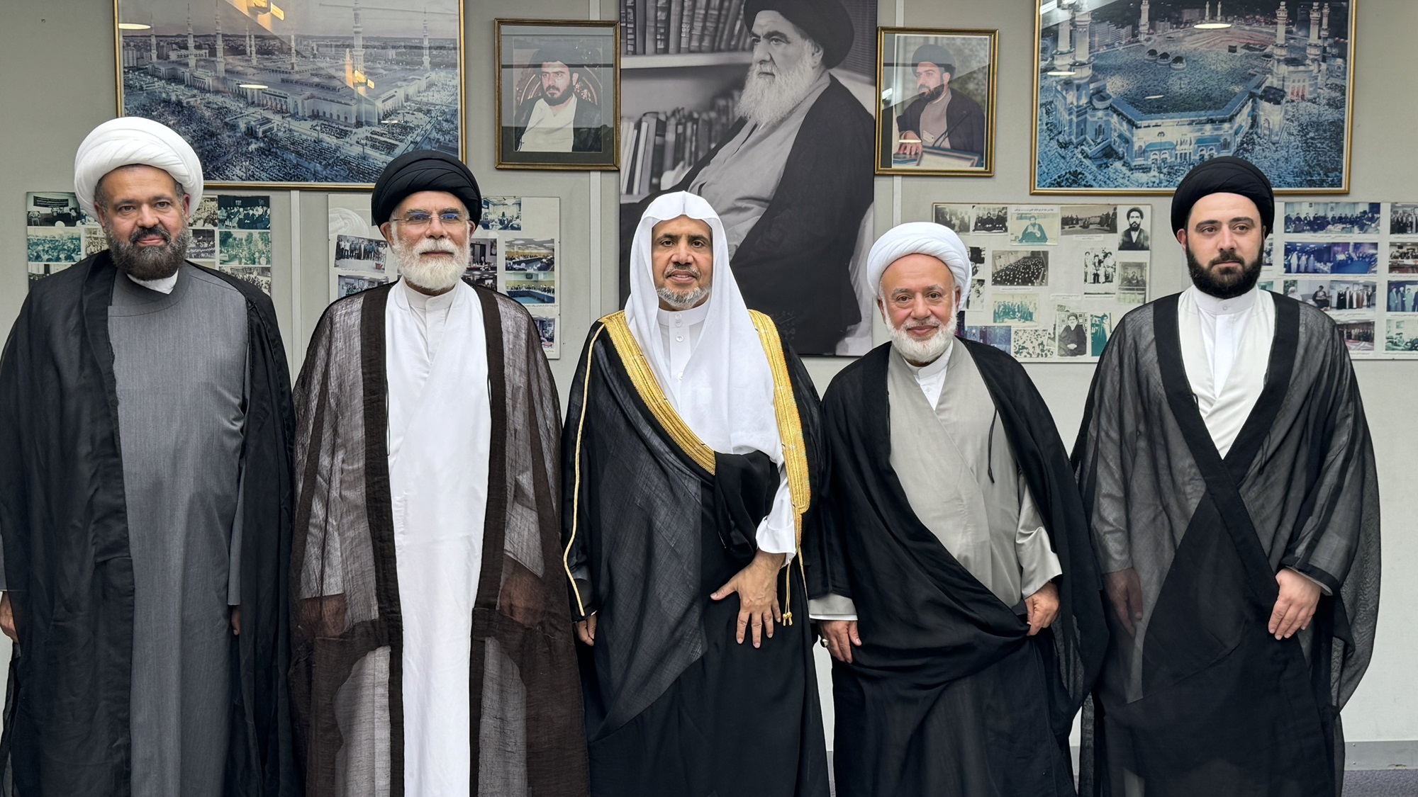 Le SG de la fondation Al-Sayyid Al-Khoei, M. Abdelsaheb Al-Khoei a accueilli à Londres le Secrétaire général et président de l'Organisation des savants musulmans, cheikh Mohammed Alissa.