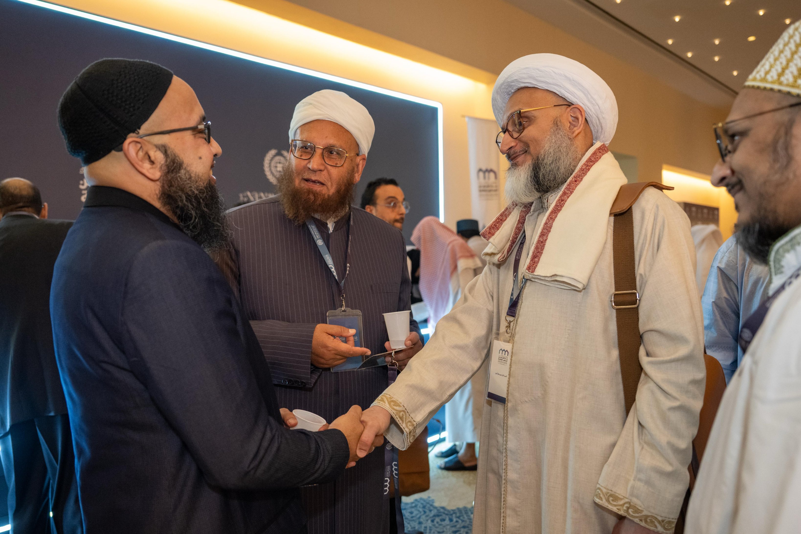 في المؤتمر الدولي "⁧‫بناء الجسور بين المذاهب‬⁩ الإسلامية: