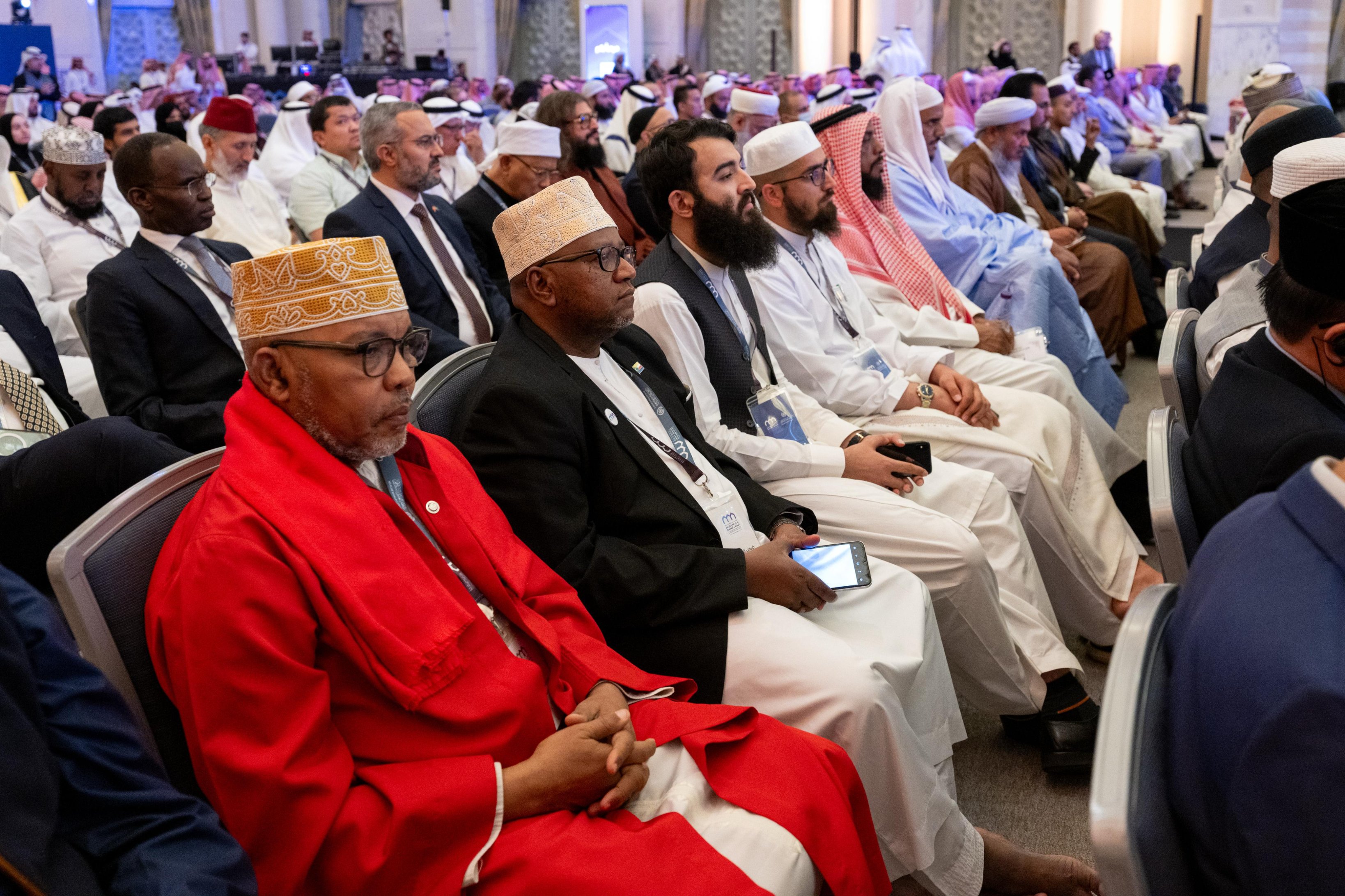 في المؤتمر الدولي "⁧‫بناء الجسور بين المذاهب‬⁩ الإسلامية: