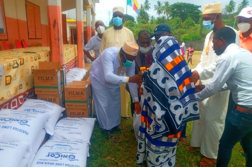 La LIM met en œuvre un programme de secours d’urgence sur l’île de Mohéli pour les pauvres et les orphelins de la République des Comores.