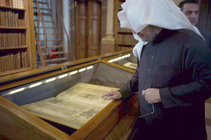 Le SG après sa visite de la bibliothèque nationale de Vienne aux 7,5 millions de livres et documents et sa rencontre avec des orientalistes: