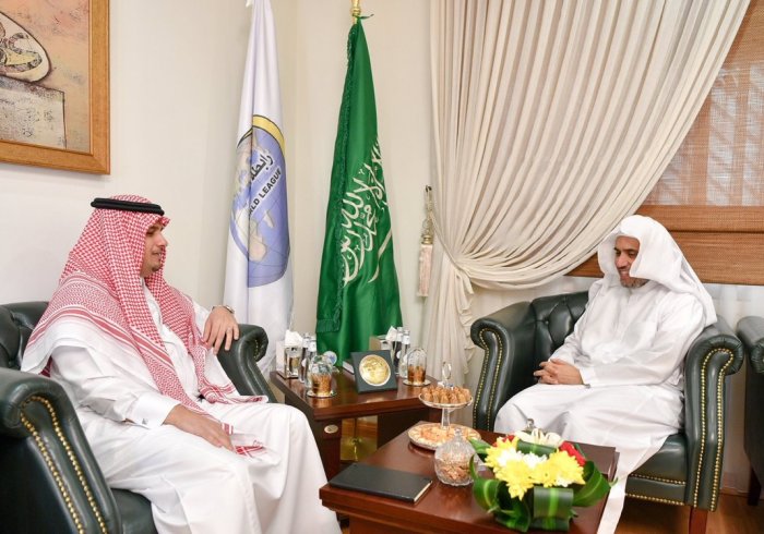 معالي الأمين العام لرابطة العالم الإسلامي الشيخ د. محمد العيسى ملتقياً في مكتبه صباح اليوم معالي مدير جامعة نايف العربية للعلوم الأمنية د. عبد المجيد البنيان