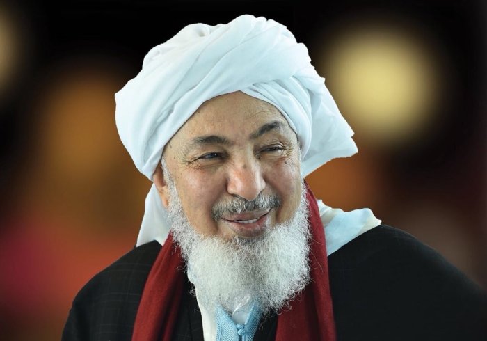 Le SG de la LIM, D. Abdelkarim Al-Issa a félicité Cheikh Abdallah bin Baya pour avoir été nommé Président du Conseil Emérati des Fatwas