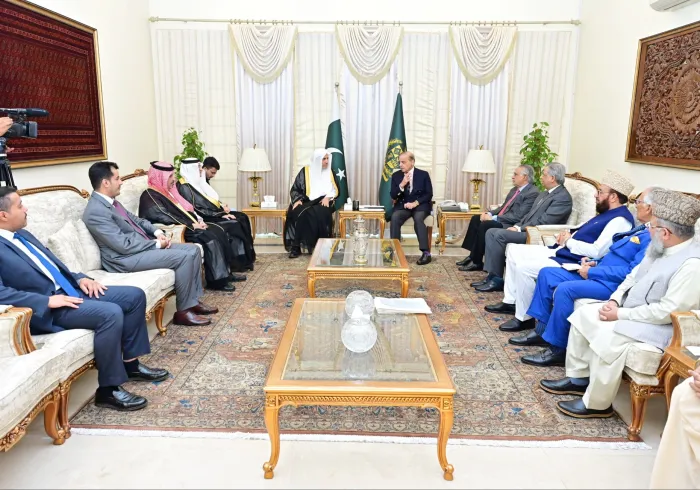 H.E. Mr. Muhammad Shehbaz Sharif, Prime Minister of the Islamic Republic of Pakistan, received H.E. Sheikh Dr. Mohammed Al-Issa, Secretary-General of (MWL) and Chairman of the OMS, at the Prime Minister's Office in Islamabad, the capital of Pakistan.