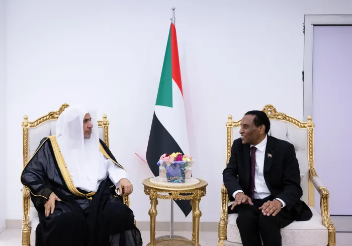 Sudanese Prime Minister Receives the Secretary-General of the MWL