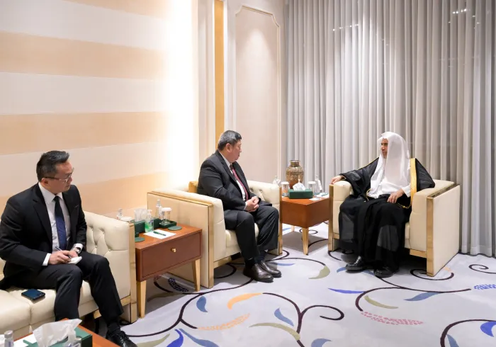 H.E. Sheikh Dr. Mohammed Al-Issa , Secretary-General of the MWL, received H.E. Mr. Sami Jang, the Economic and Cultural Representative of Taipei to the KSA