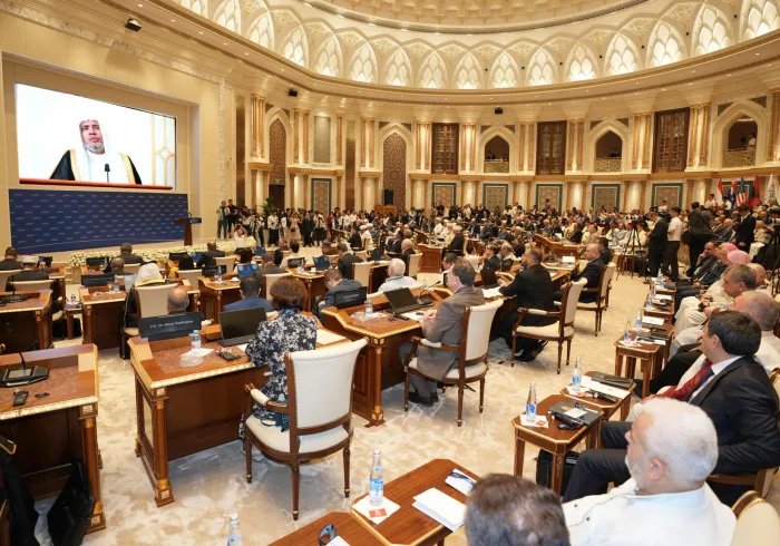 In the Uzbek capital, Tashkent, and with the participation of approximately 300 speakers from 40 countries worldwide: H.E. Sheikh Dr. Mohammed Al-Issa , the Secretary-General of the Muslim World League and Chairman of the Organization of Muslim Scholars, delivered a televised address at the opening session of the First International Islamic Civilization Forum entitled "Islamic Civilization: The Path of Peace, Tolerance, and Enlightenment”. The forum is held under the patronage of H.E. Mr. Shavkat Mirziyoyev