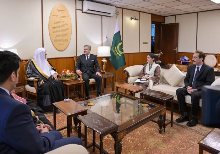 H.E. the Chief Justice of Pakistan hosted H.E. Sheikh Dr. Mohammed Al-Issa , Secretary-General of the MWL, at the Supreme Court