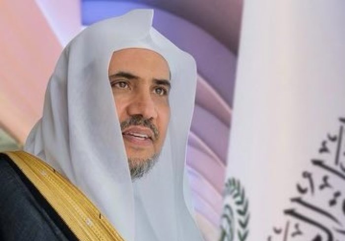 The President praised the efforts of the Muslim World League in the service of Islam and humanity. He said the MWL represented Muslim countries well