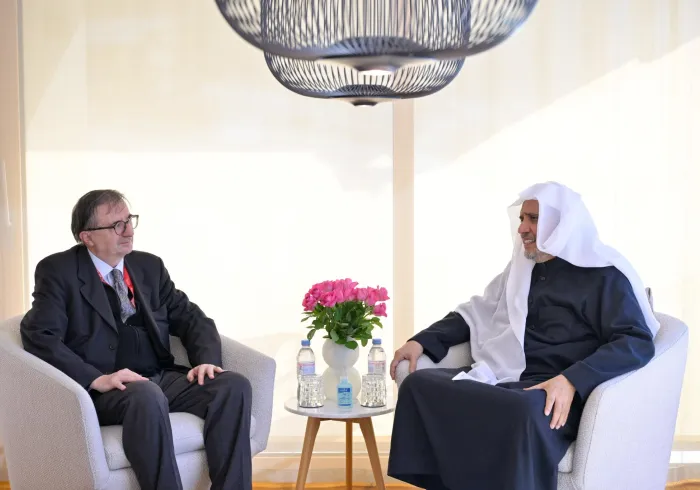 جناب دبیرکل، رئیس انجمن علمای مسلمان، آقای دكتر شیخ محمد العیسی، در محل اقامت خود با جناب آقای ولفگانگ آمادئوس برولهارت، فرستاده ویژه سوئیس در امور خاورمیانه و شمال آفریقا، دیدار کرد