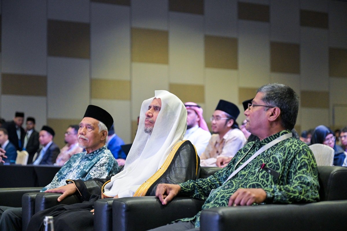 Secretary-General of the Muslim World League Opens the “Faith in Light of Science and Contemporary Evidence” Conference in Malaysia