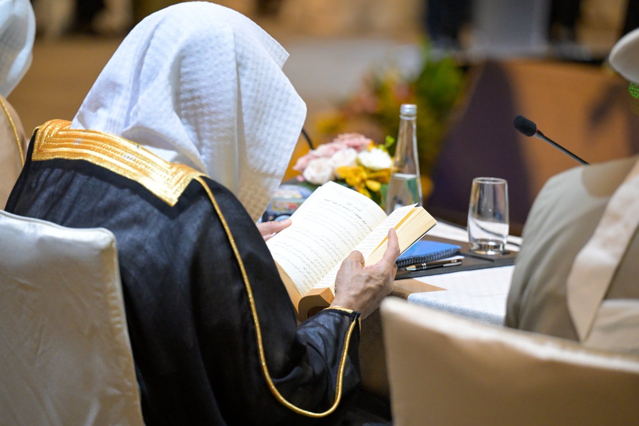 This first-of-its-kind collection was prepared by a group of specialized academics and researchers. It compiles the research presented at the First Forum for Fiqh Scholars, organized by the Islamic Fiqh Council of the Muslim World League in Kuala Lumpur