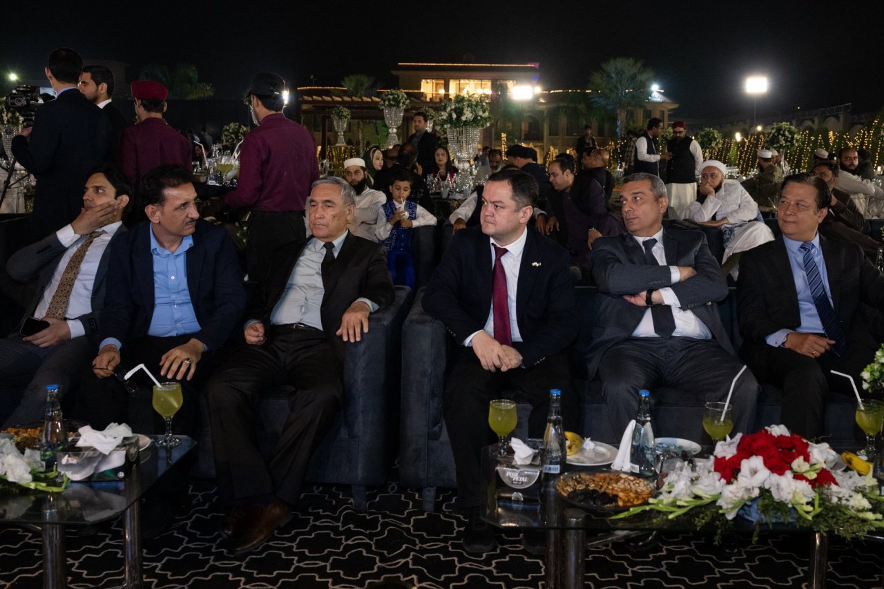 H.E. Muhammad Talha Mahmood, Chairman of the Senate Standing Committee on Defence of Pakistan, hosted a dinner in honor of H.E. Sheikh Dr. Mohammed Al-Issa, Secretary-General of the Muslim World League and Chairman of the Organization of Muslim Scholars