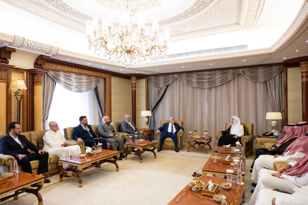 H.E. Sheikh Dr. Mohammed Al-Issa, Secretary-General of the Muslim World League (MWL) and Chairman of the Organization of Muslim Scholars, met with H.E. Dr. Mohammad Abu Al-Khair Shukri, the Syrian Minister of Endowments