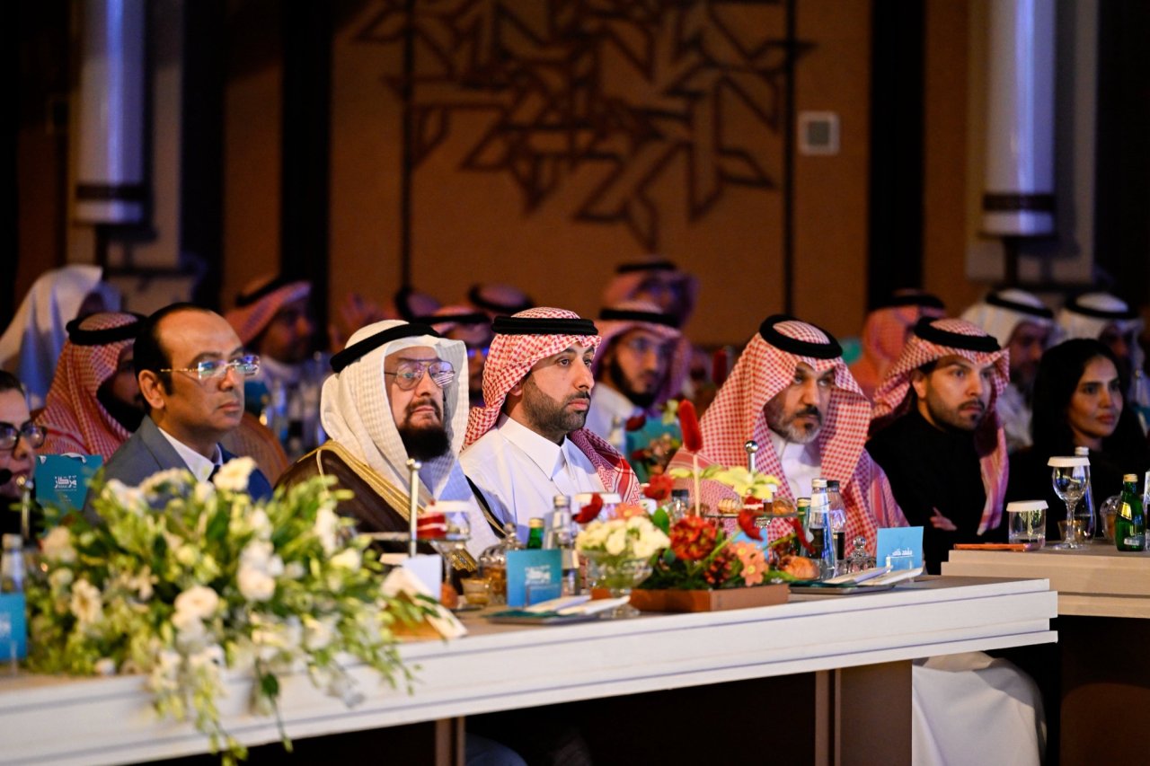 Mirkaz Al-Balad Al-Ameen hosted His Excellency Sheikh Dr. Mohammed Al-Issa, Secretary-General of the (MWL), in a discussion session on 'Shaping the Islamic Personality'