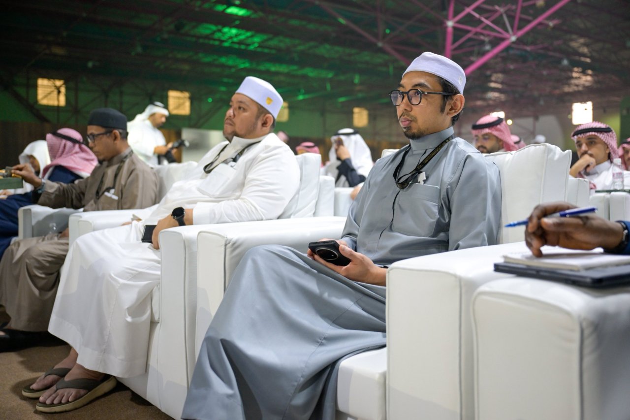 l’Agence des journalistes saoudiens a organisé une conférence avec cheikh Mohammed Al-Issa sous le titre : « La modération saoudienne : de la méthodologie juridique à un leadership mondial »