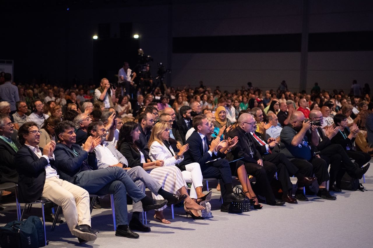 The Muslim World League was Selected to Speak on Behalf of Muslim Civilization in a Meeting for &quot;Building Bridges&quot; in Italy