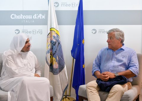 D.MohamedAlissa rencontrant en marge du congrès à Rimini le Président du Parlement, européen