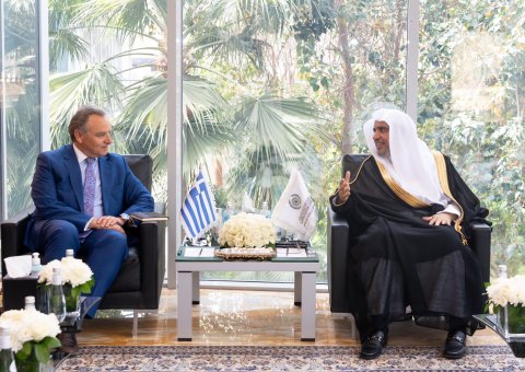 Mohammad Alissa a reçu aujourd’hui l’ambassadeur de la Grèce auprès du Royaume d’Arabie Saoudite, M. Alexis Konstantopoulos afin de traiter d’un certain nombre de sujets d’intérêt commun