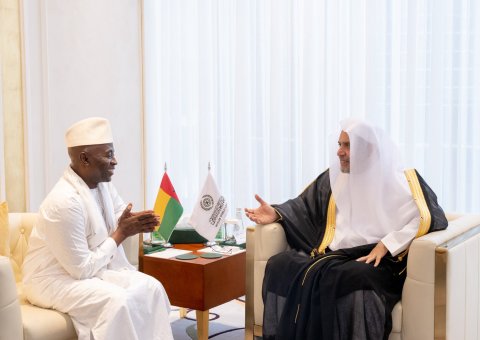 At his office, H.E. Sheikh Dr. MohammedAlissa, Secretary-General of the Muslim World League (MWL) and Chairman of the Organization of Muslim Scholars, met with H.E. Amb. Dino Saidi, the Ambassador of the Republic of Guinea-Bissau to the Kingdom of Saudi Arabia.