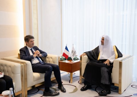Earlier today at his office in Riyadh, H.E. Sheikh Dr. MohammedAlissa, Secretary-General of the Muslim World League (MWL) and Chairman of the Organization of Muslim Scholars, met with H.E. Ambassador Patrick Maisonnave, Ambassador of the French Republic to the Kingdom of Saudi Arabia.