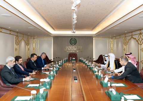 Earlier today, in his office in Riyadh, His Excellency Sheikh Dr. Mohammed Alissa met with a high-level delegation from the Italian Senate and Parliament, led by Senator Marco Scurria.