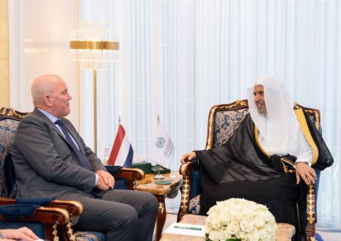 His Excellency Sheikh Dr. Mohammad Al-Issa, Secretary-General of the MWL and Chairman of the Organization of Muslim Scholars, met with His Excellency Mr. Hans Peter van der Woude, Ambassador of the Netherlands to the Kingdom of Saudi Arabia