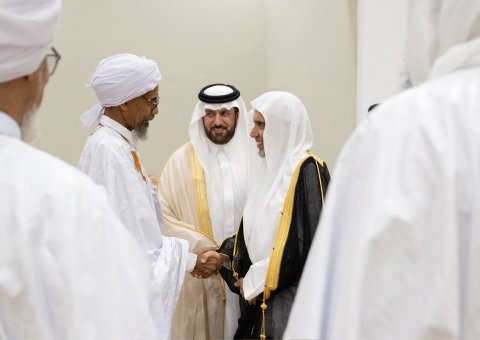 For the inauguration of the Museum on the prophetic tradition in Nouakchott: the Secretary General, President of the Organization of Muslim Scholars and General Supervisor of Museums on the Prophetic Tradition, Sheikh MohammedAlissa
