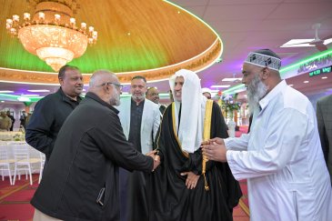 أمينُ عامّ رابطة العالم الإسلامي يزور أكبر جوامع نيوزيلندا
