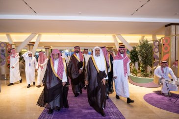 Extractos de la visita del Secretario General el Sheij Mohammed Alissa , al pabellón de la Fundación Rey Abdulaziz