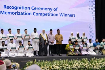 Sekretaris Jenderal Liga Muslim Dunia Meresmikan Pertemuan Keempat Majelis Ulama ASEAN dan Meluncurkan Proyek Bahasa Arab untuk Para Hafiz di Kawasan ASEAN