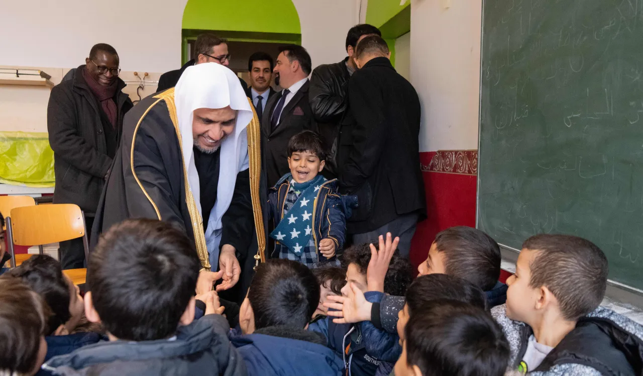 رابطہ عالم اسلامی دنیا بھر میں 68 کالج اور معاہد کے ذریعے قرآن كریم اور اہل قرآن کی خدمت میں مصروف ہے