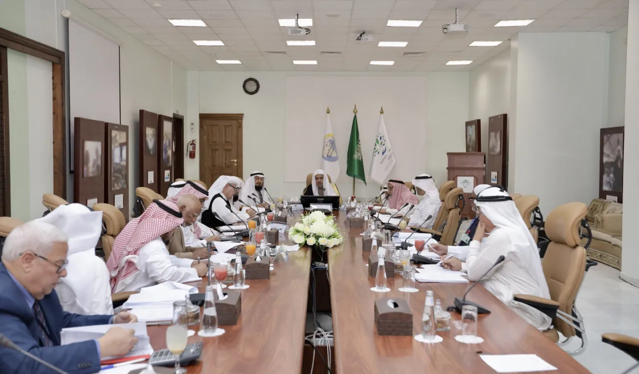 معالي الشيخ د.⁧محمد العيسى⁩ يترأس اجتماع مجلس إدارة الهيئة العالمية للإغاثة والرعاية والتنمية بحضور أعضاء المجلس من أصحاب الفضيلة والمعالي والسعادة .. حيث نوقشت عددٌ من الموضوعات المدرجة على جدول أعماله.